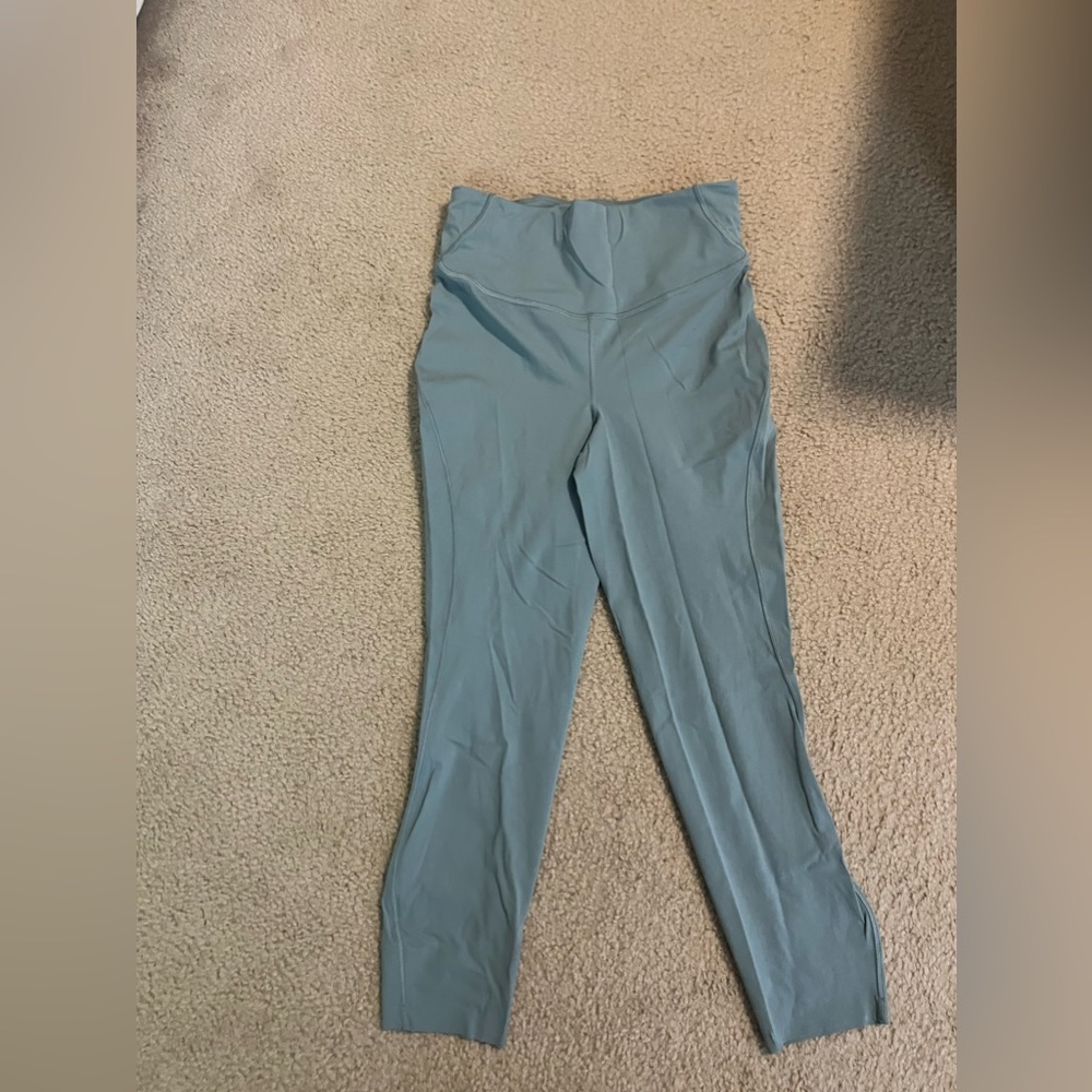 LULUS
